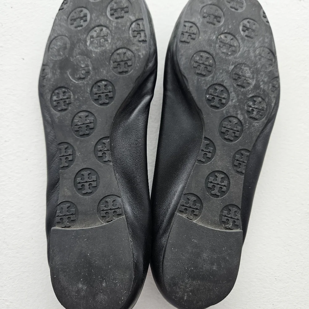 TORY BIRCH Black Leather Ballet Flat Size 8!